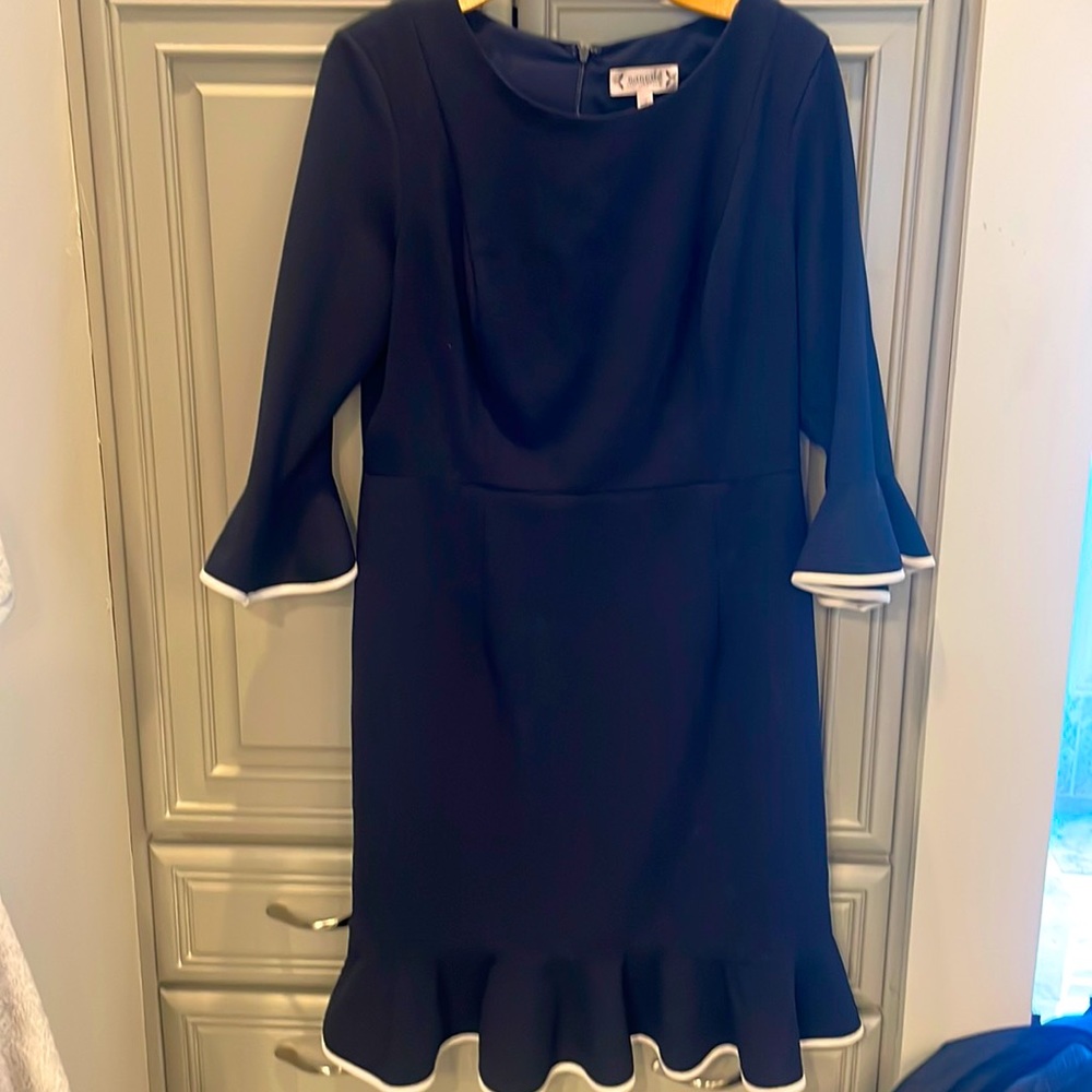 Size 12 navy/white Nanette dress